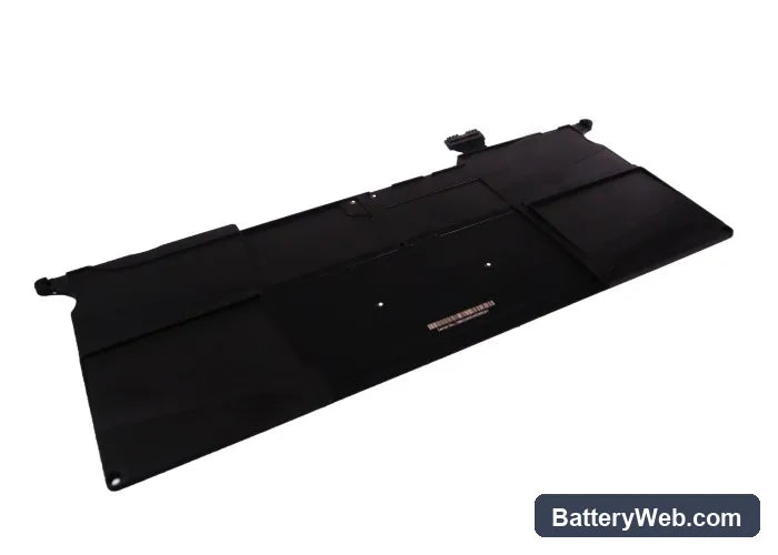 Apple Macbook Air 11" A1370 Replacement Battery, 7.3V, 4680mAh, Li-Polymer 3